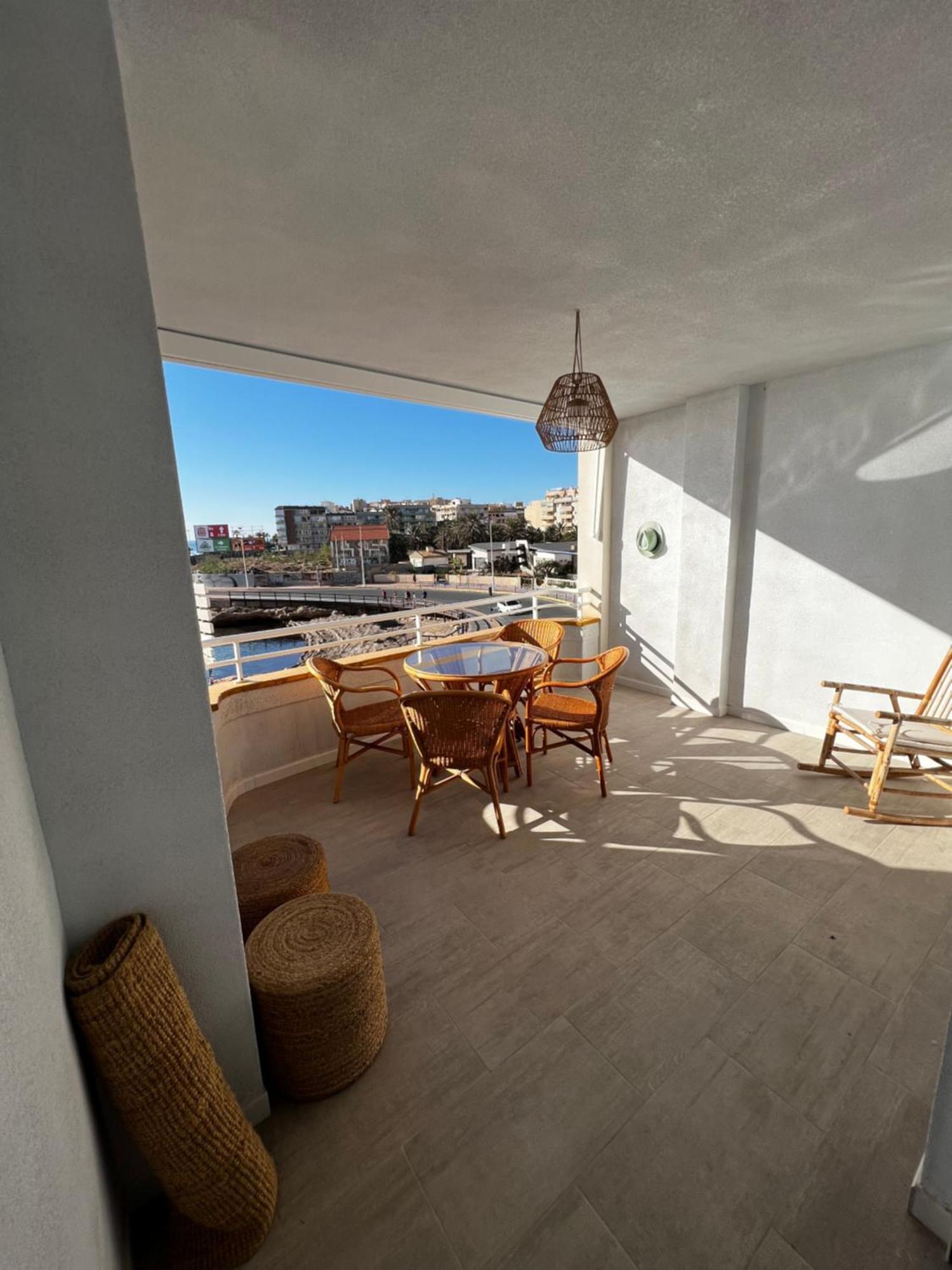 Costa Este Apartments - 또레비에하 외부 사진
